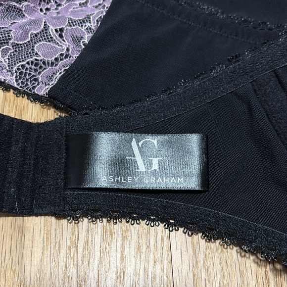 Ashley Graham (AG) Black and Pink Garter Belt Elegant Lace Women's Intimate - Picture 3 of 5